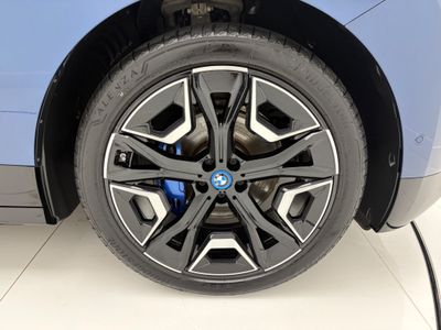 2023 BMW iX