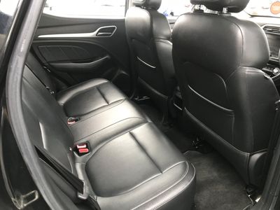 2021 MG ZS