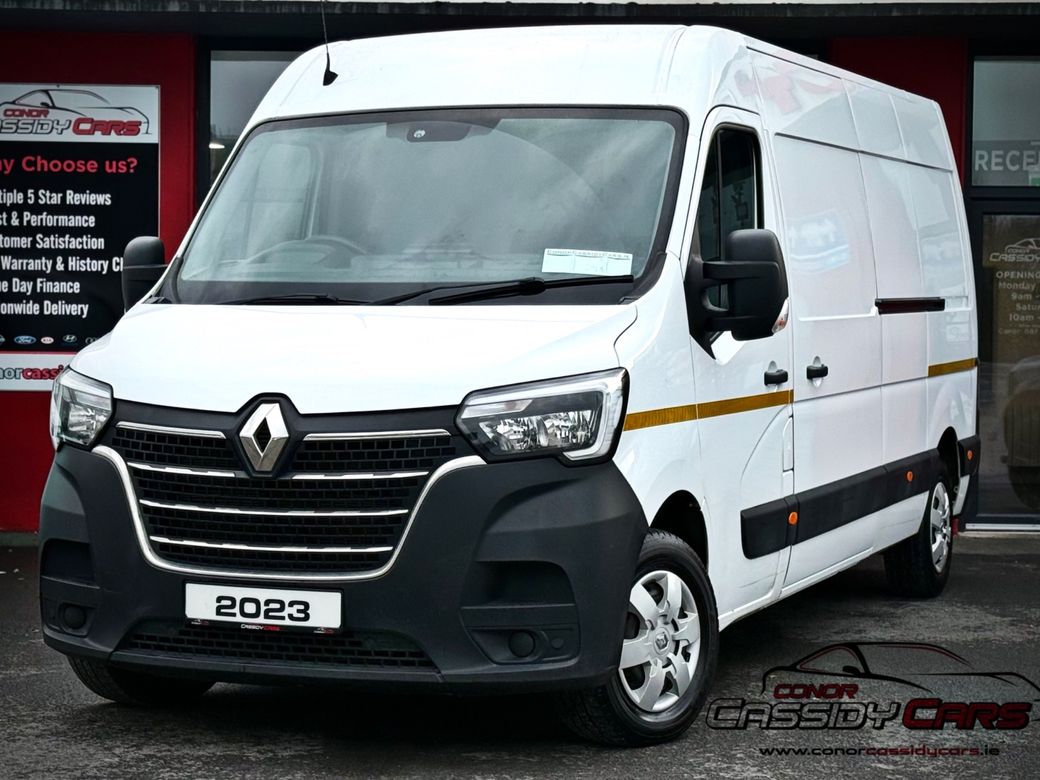 2023 Renault Master