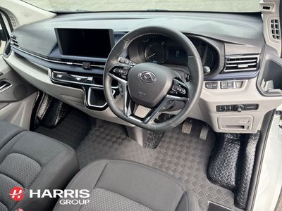 2026 White Maxus eDELIVER 7