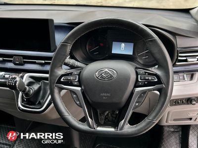 2025 White Maxus Deliver 7