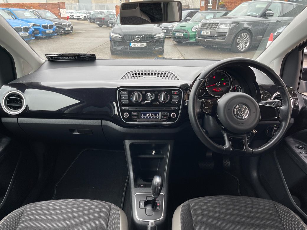 2016 Volkswagen up!