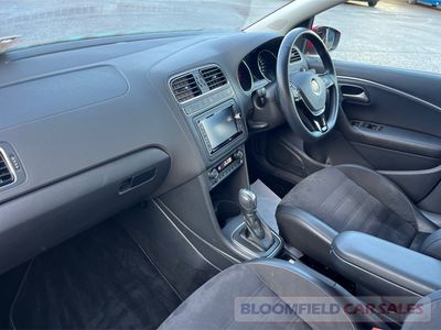 2017 Volkswagen Polo