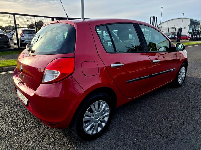 2011 Renault Clio