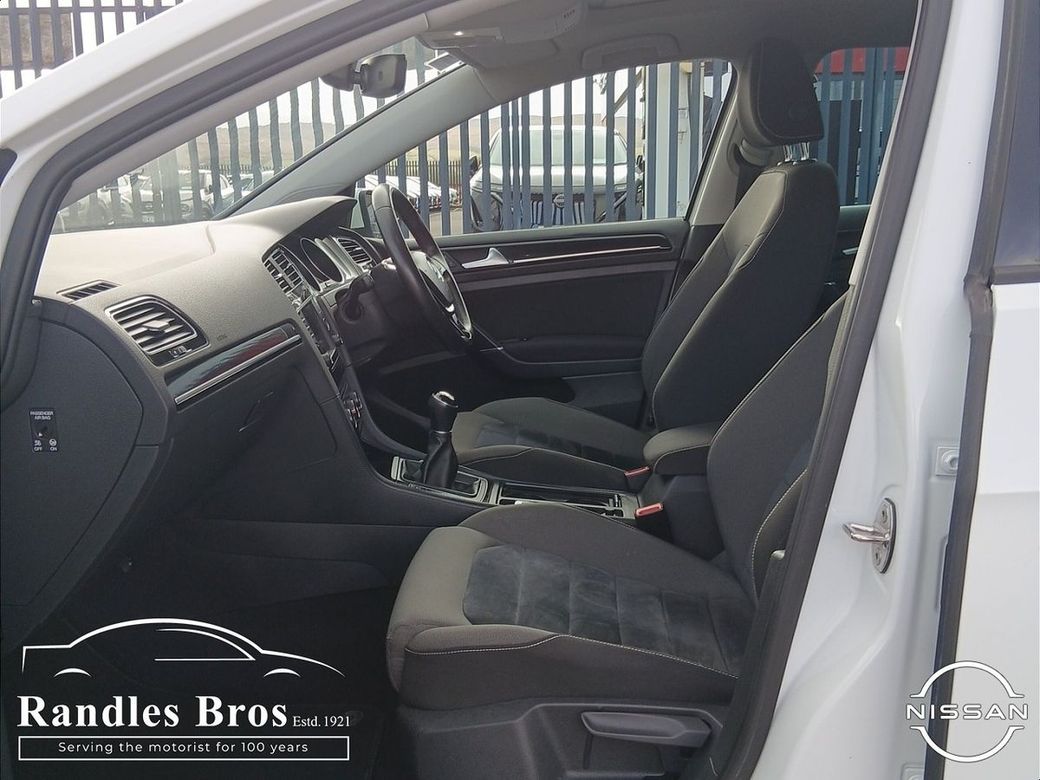 2017 Volkswagen Golf