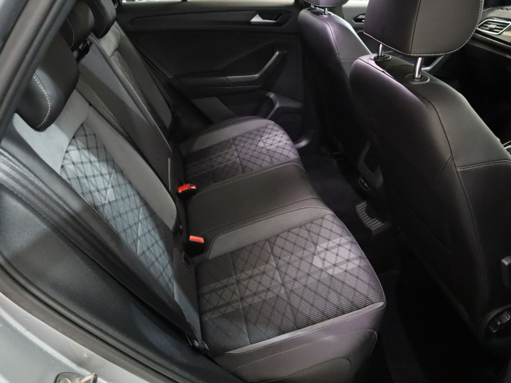 2022 Volkswagen T-Roc