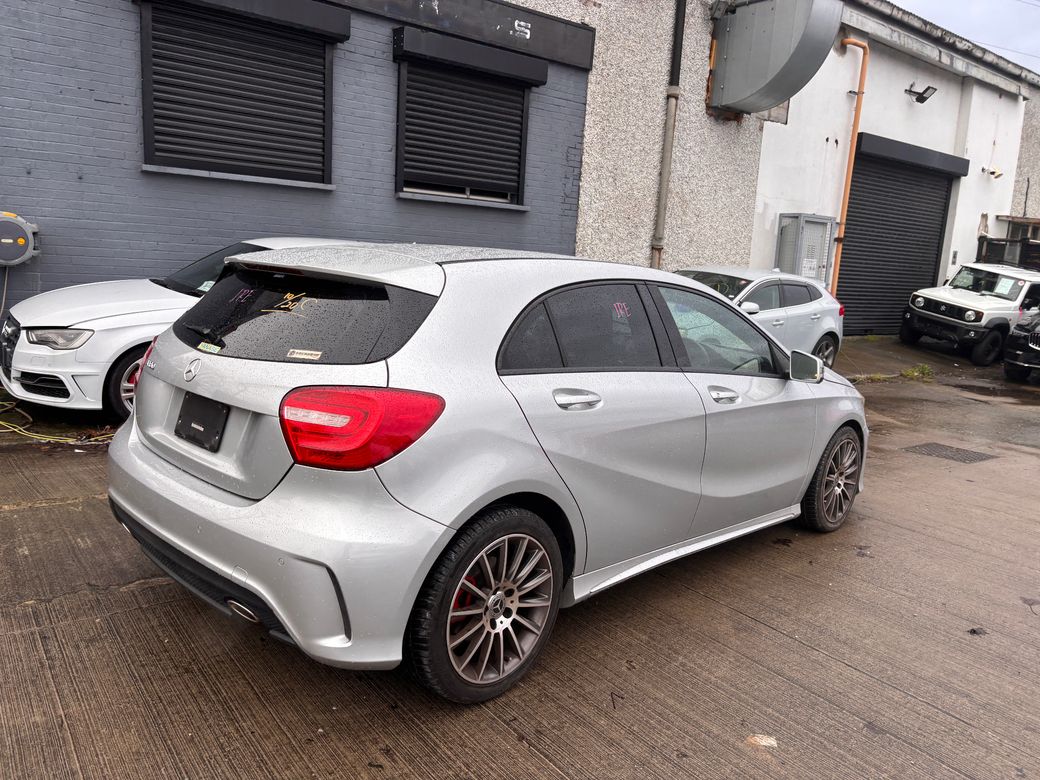 2013 Mercedes-Benz A 180