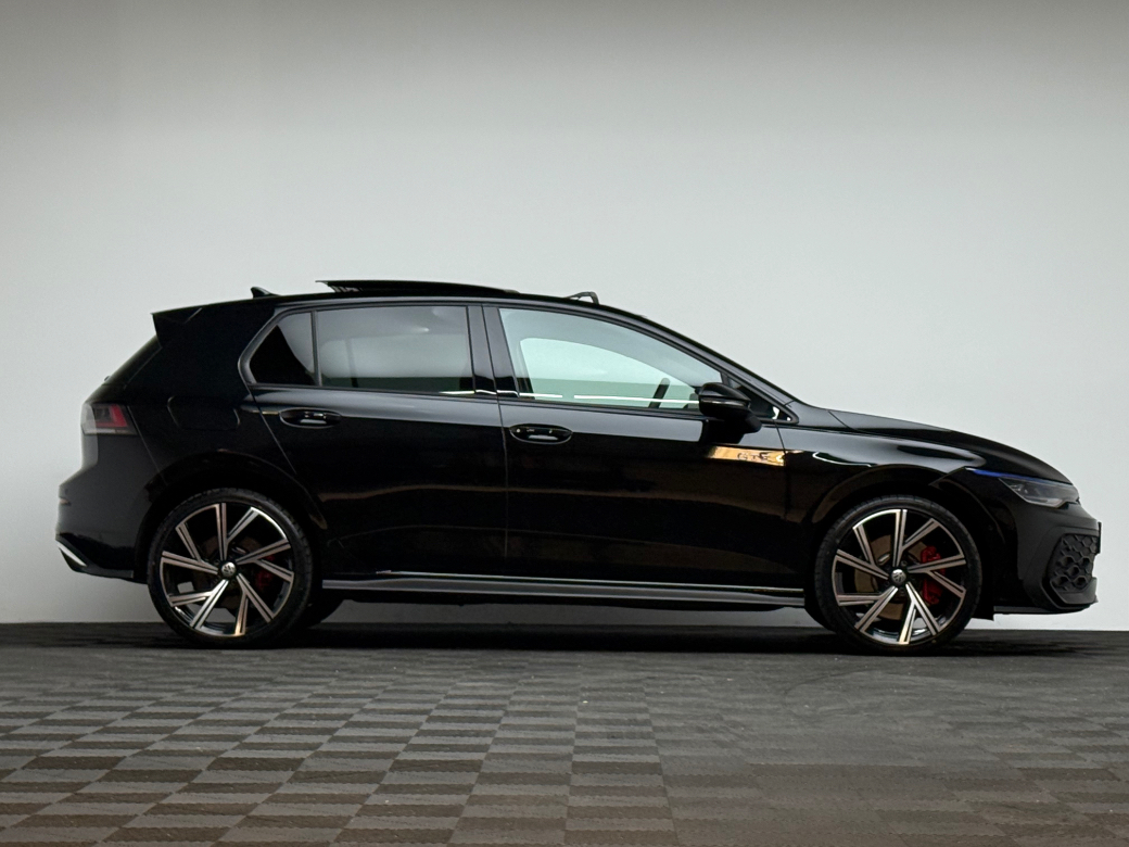 2025 Volkswagen Golf
