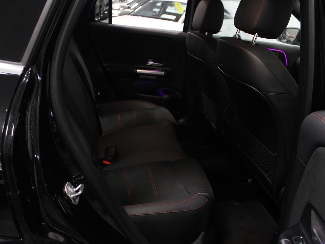 2025 Mercedes-Benz GLA Class