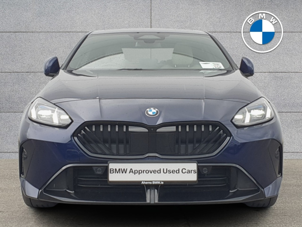 2025 BMW 220