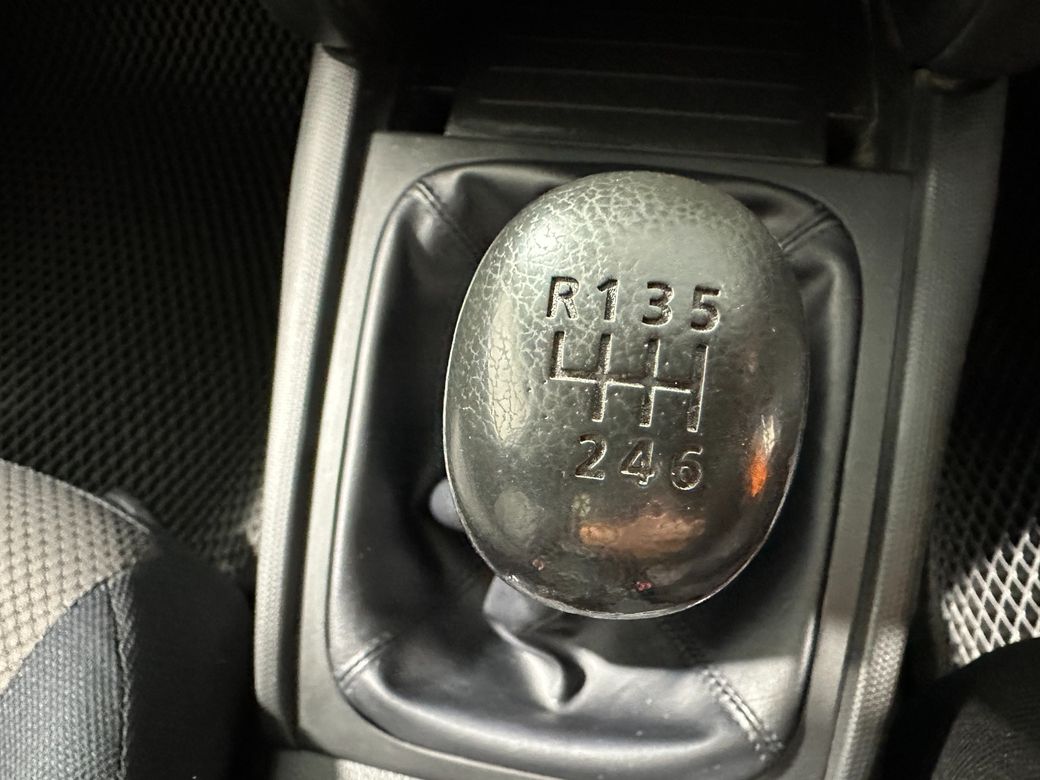 2020 Mitsubishi L200