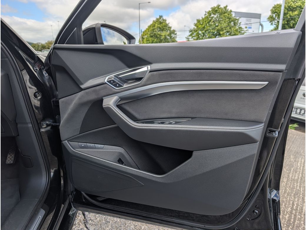 2023 Audi e-tron