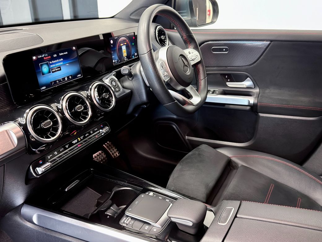 2021 Mercedes-Benz GLB Class