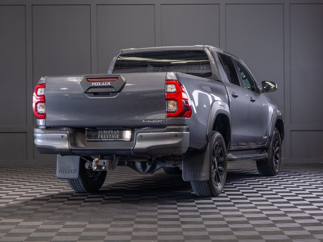 2023 Toyota Hilux