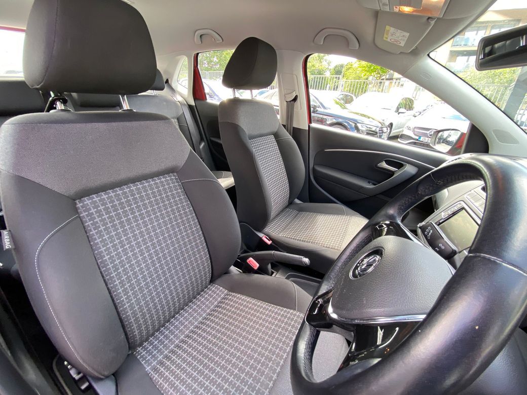 2017 Volkswagen Polo