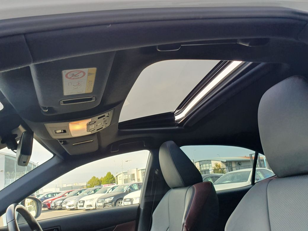 2020 Lexus IS 300h