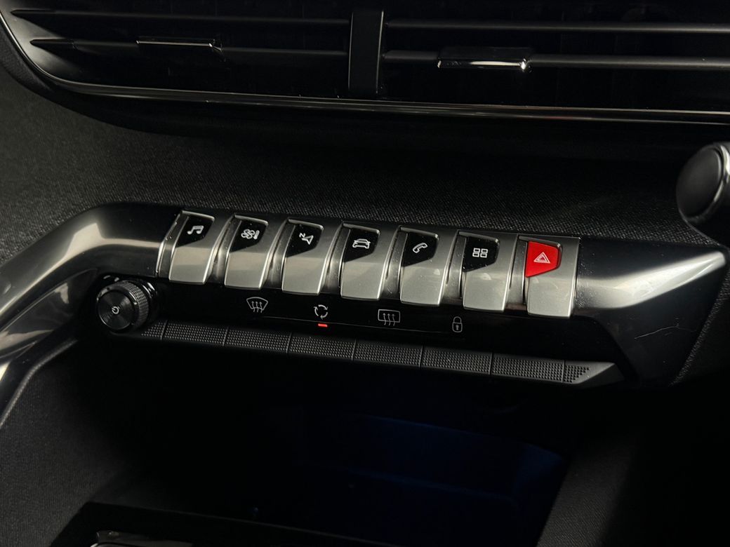 2023 Peugeot 5008
