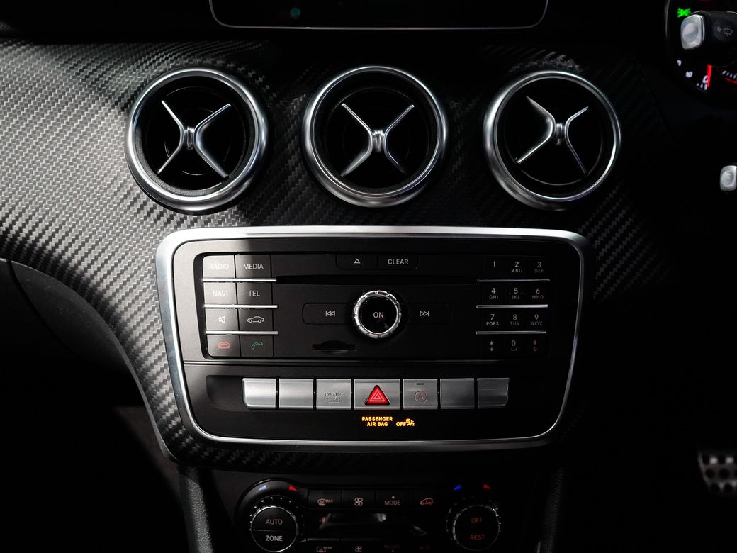 2018 Mercedes-Benz A 180