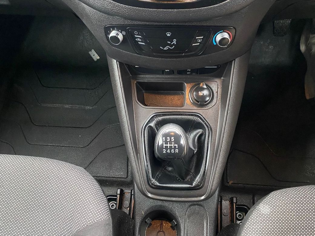 2022 Ford Transit Courier