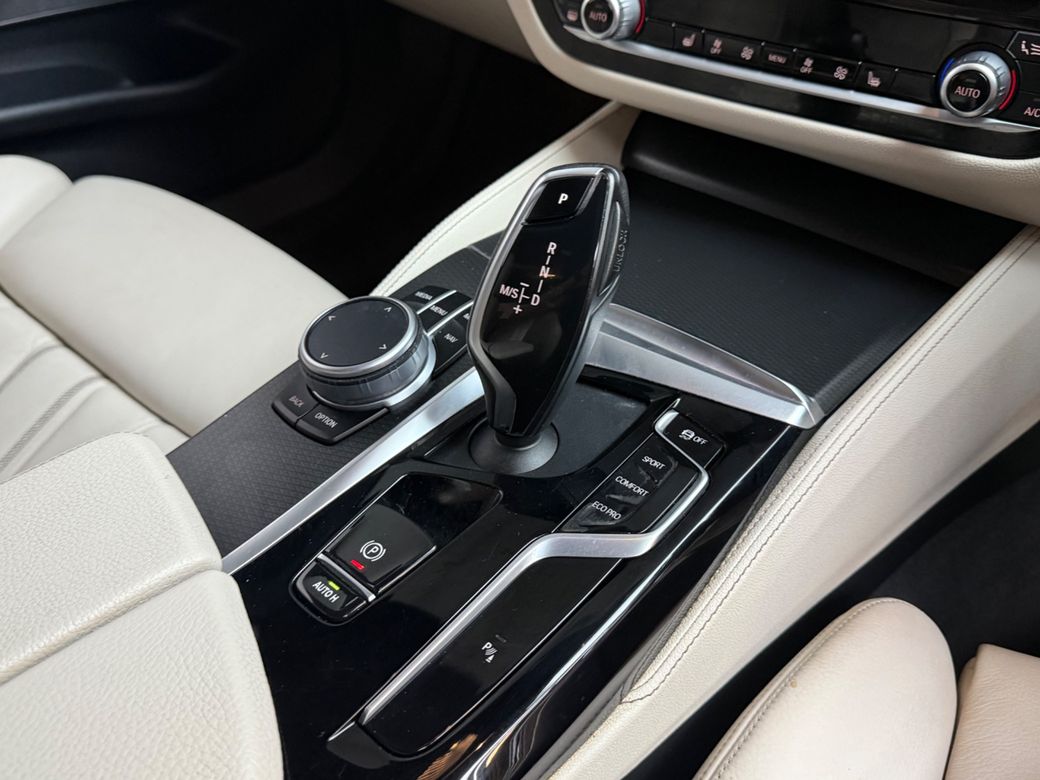 2022 BMW 5 Series