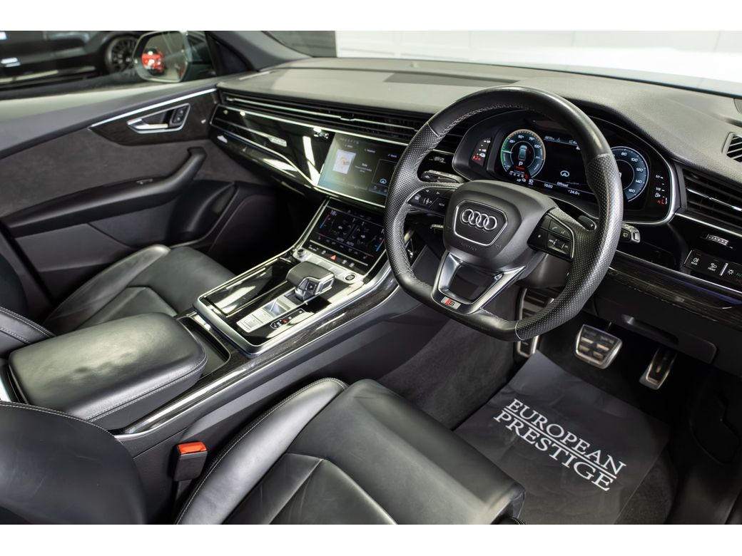 2022 Audi Q8