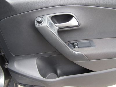 2016 Volkswagen Polo