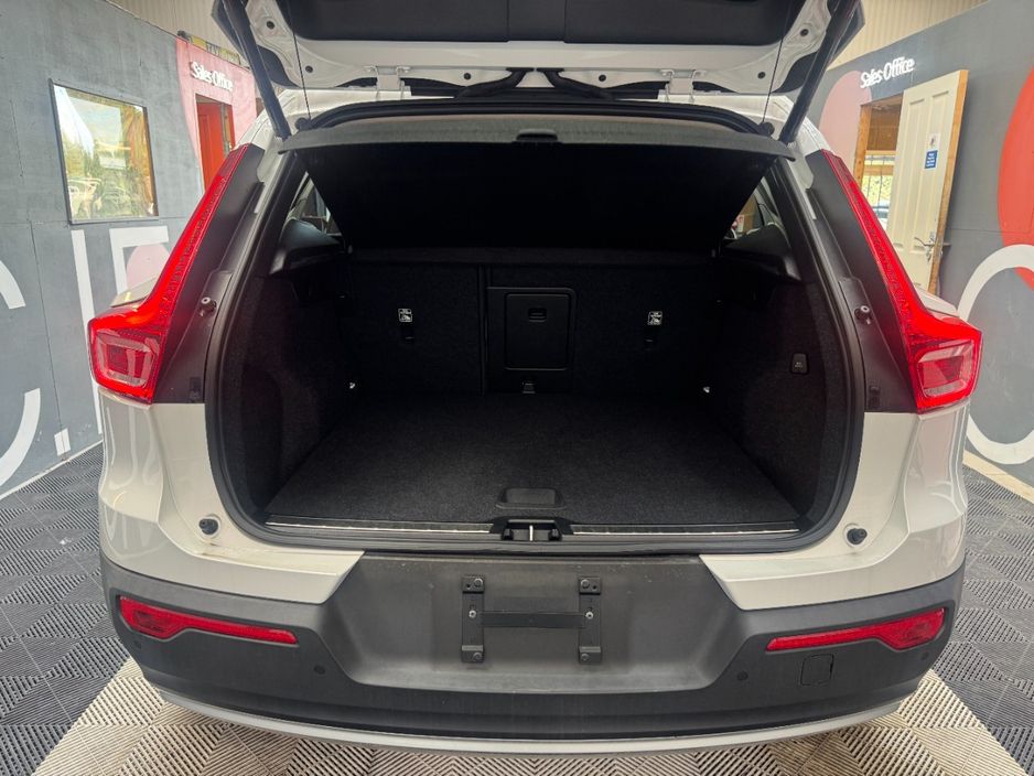 2021 Volvo XC40