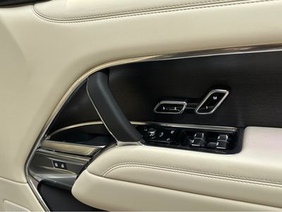 2025 Land Rover Range Rover