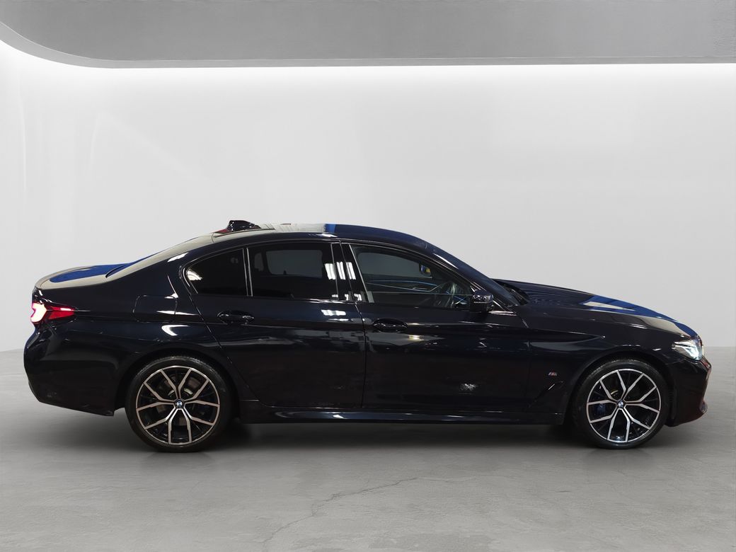 2021 BMW 5 Series