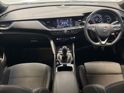 2022 Opel Insignia
