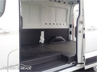 2025 Maxus eDELIVER 9