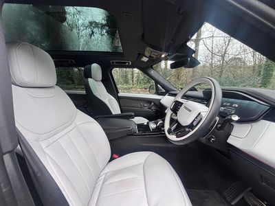 2024 Land Rover Range Rover Sport