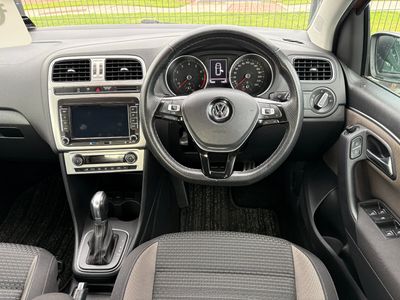 2017 Volkswagen Polo