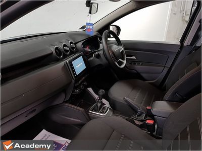 2023 Dacia Duster