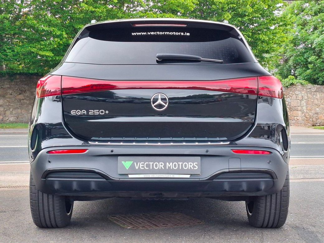 2025 Mercedes-Benz EQA