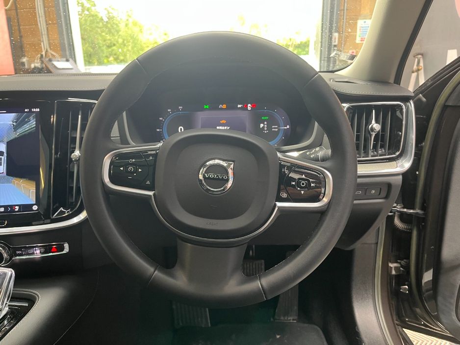 2023 Volvo V60