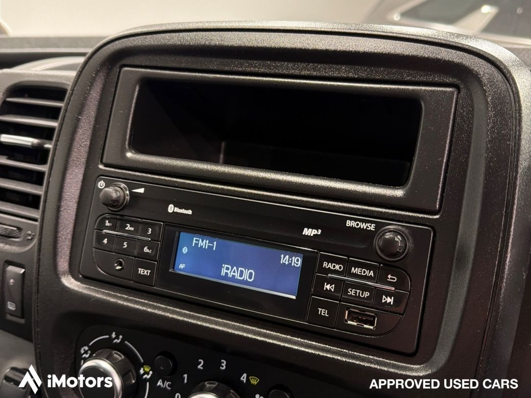 2021 Nissan NV300