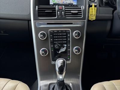 2015 Volvo XC60