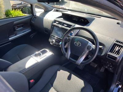 2018 Toyota Prius Alpha