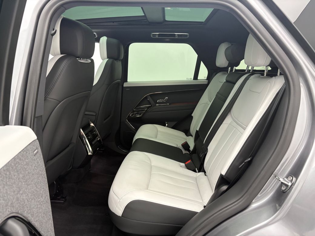 2024 Land Rover Range Rover Sport