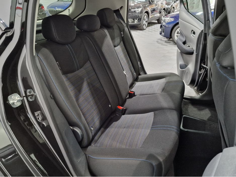 2023 Nissan Leaf