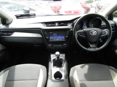 2016 Toyota Avensis