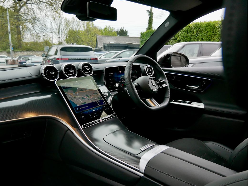 2025 Mercedes-Benz GLC Class