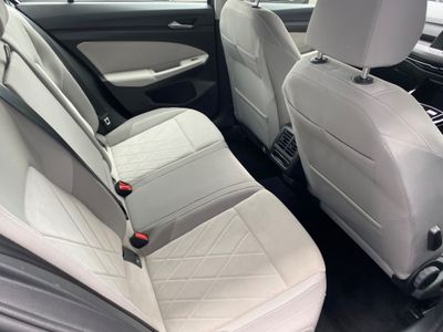2023 Volkswagen Golf