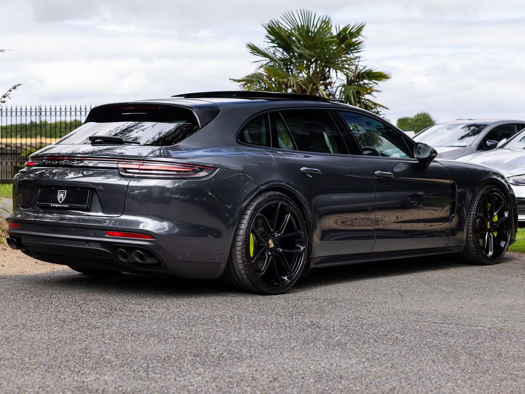 2019 Porsche Panamera