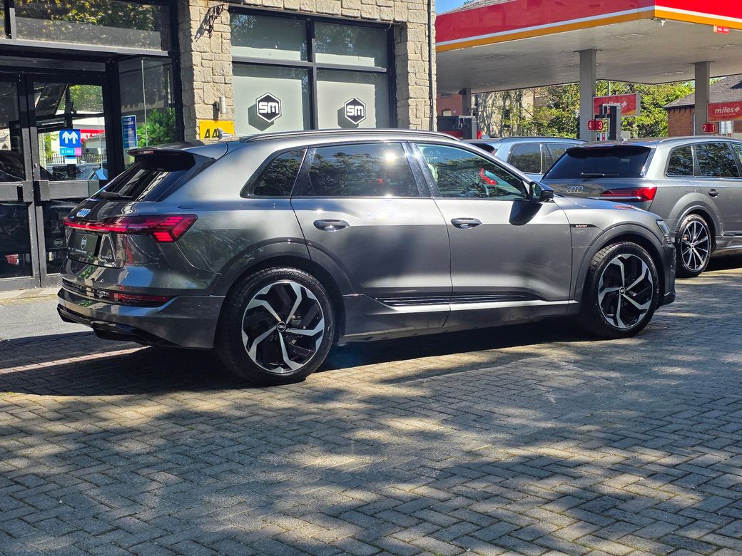 2021 Audi e-tron