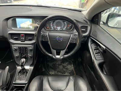 2015 Volvo V40