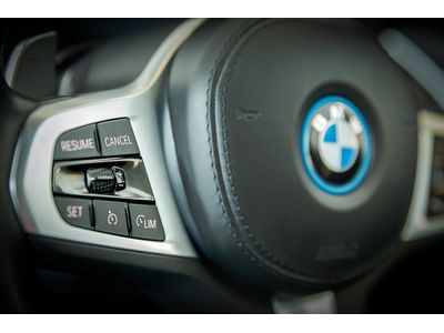 2023 BMW 530
