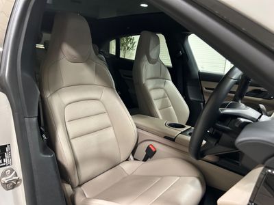 2022 Porsche Taycan