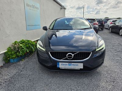 2019 Volvo V40